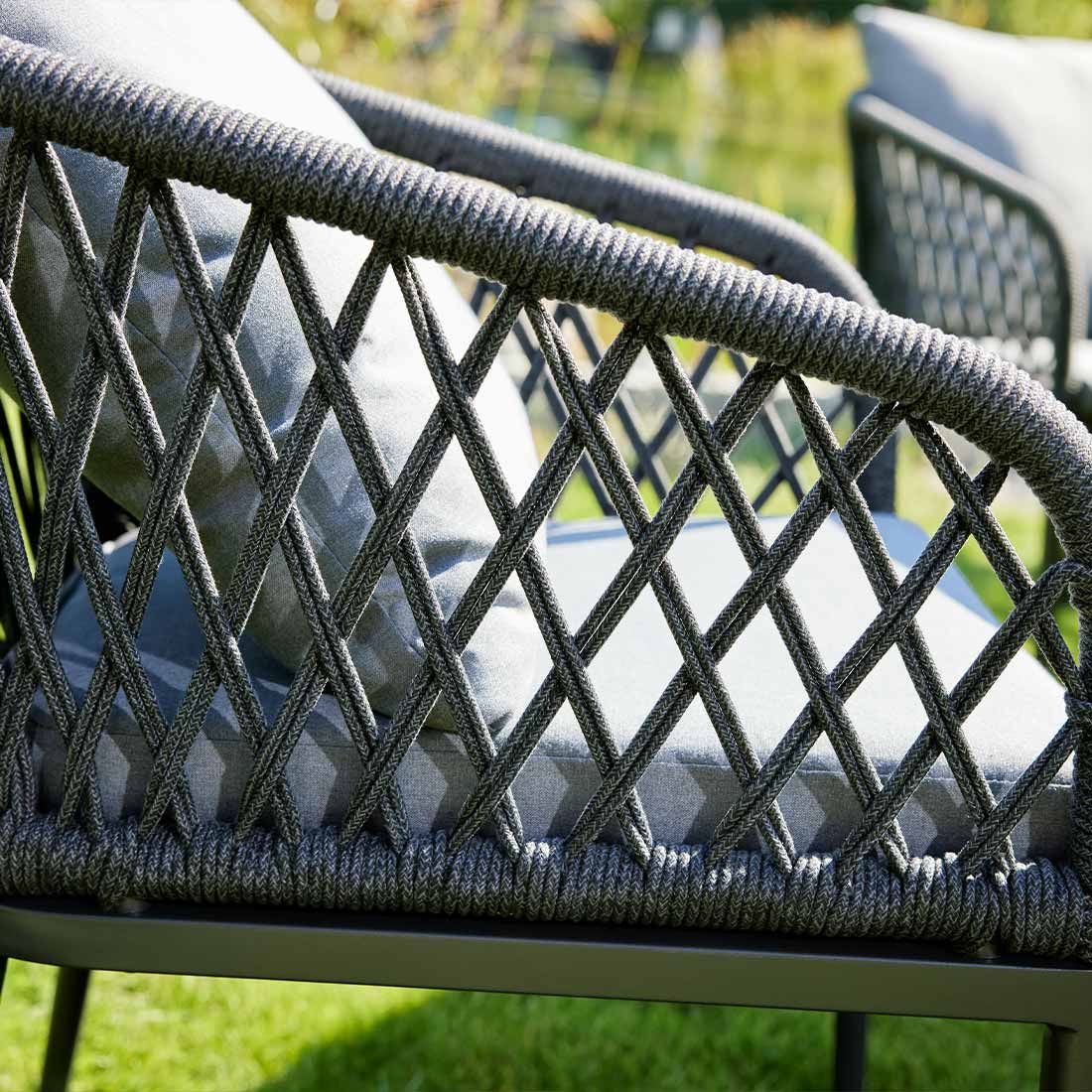 Interliving 7004 Armlehnstuhl Aluminium/Polypropylen