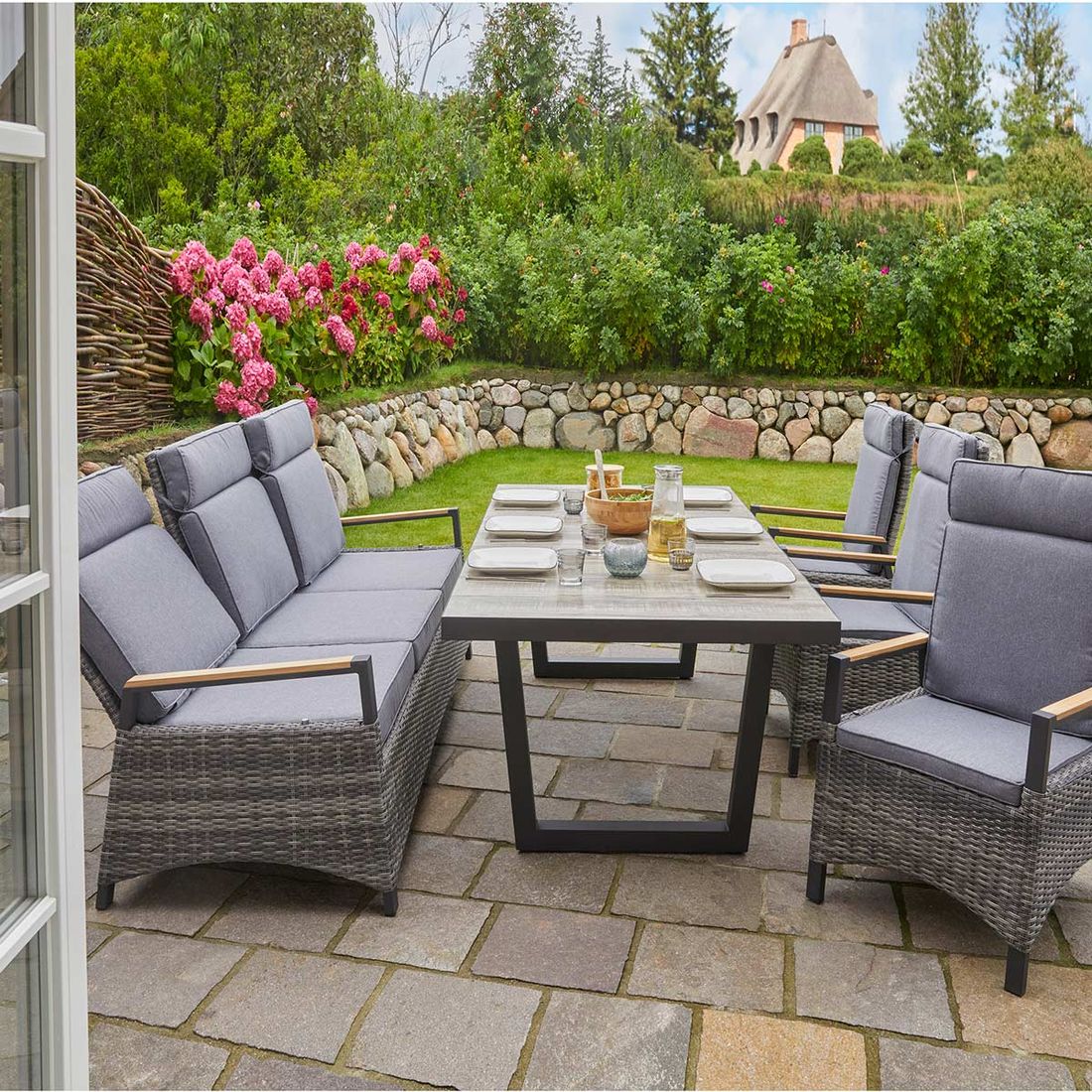 LC Garden Keramo Diningsofa Aluminium/Geflecht