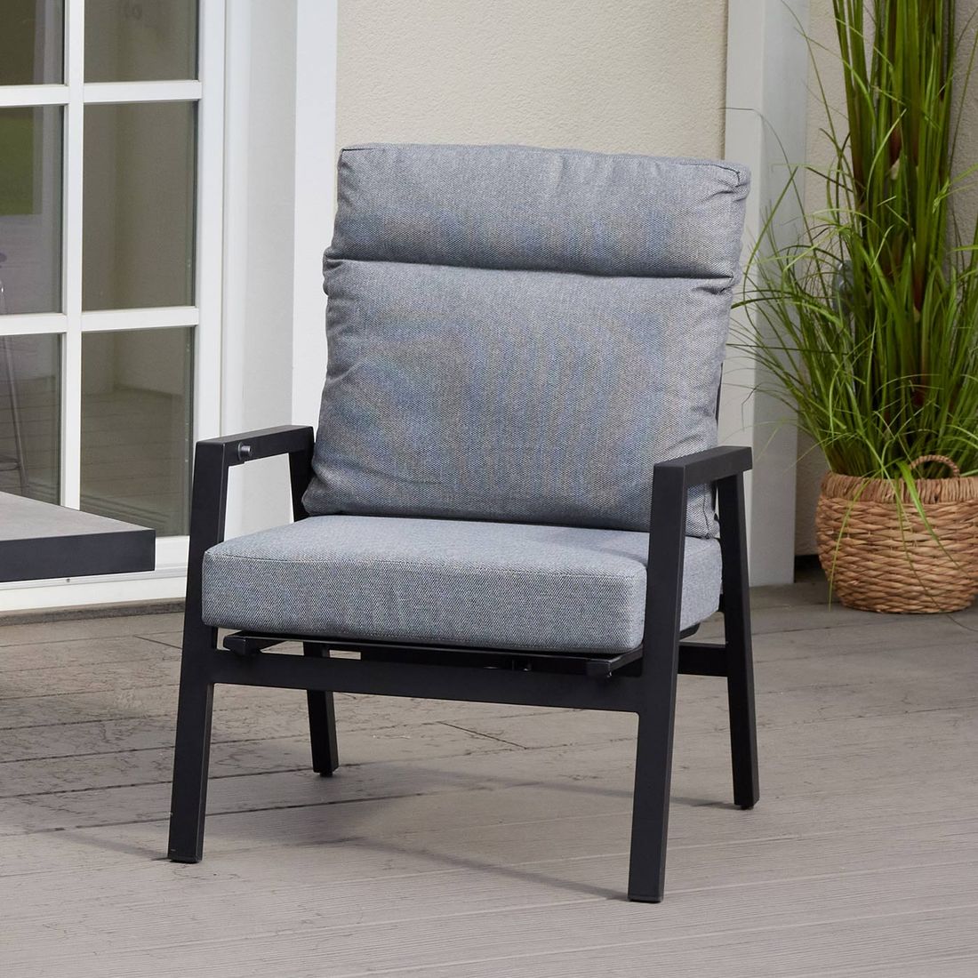 LC Garden Sondrino Loungesessel Aluminium/Textilene Schwarz Matt/Silber