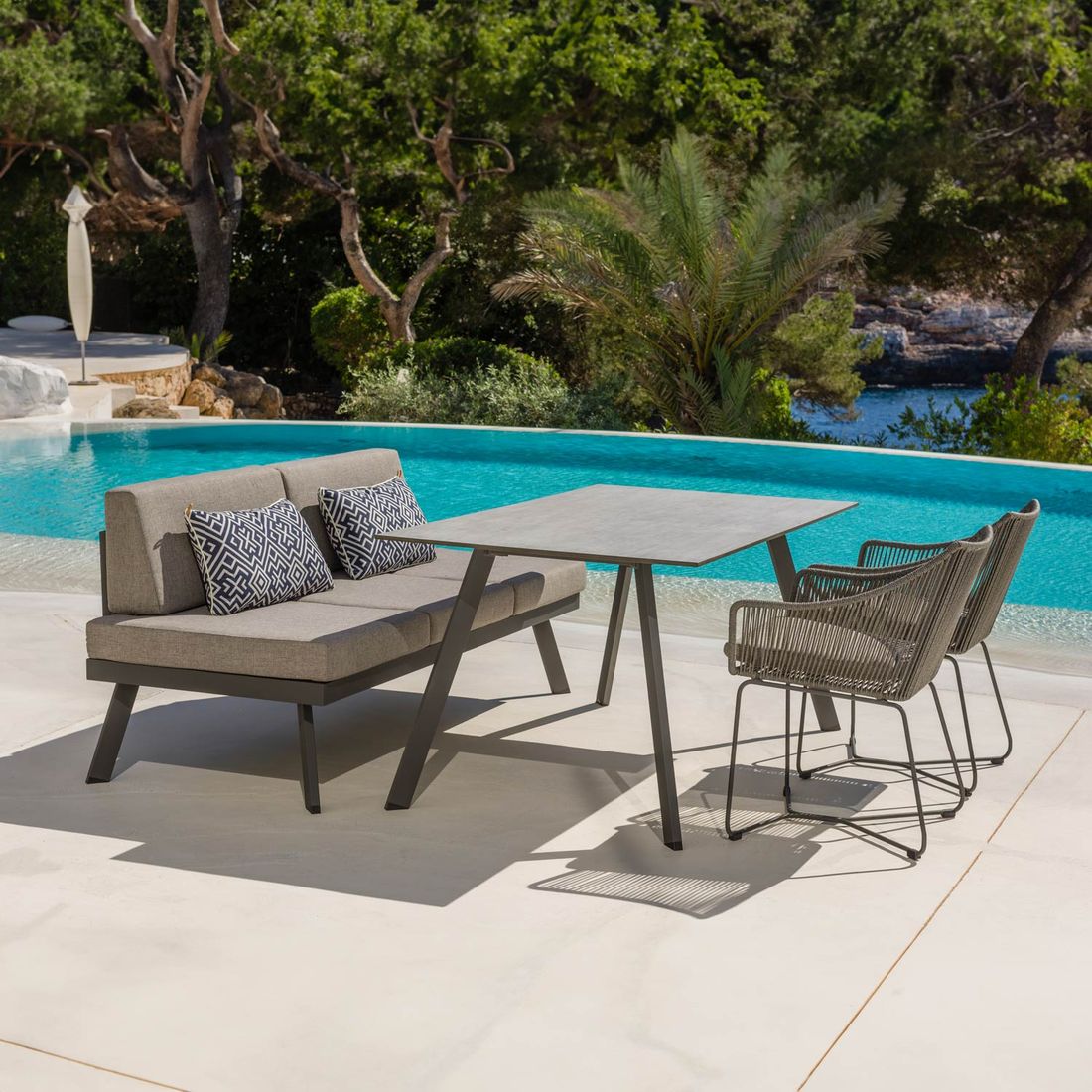 LifestyleGarden Opal Gartenmöbel-Set M (5 Plätze) Tisch 160x90cm