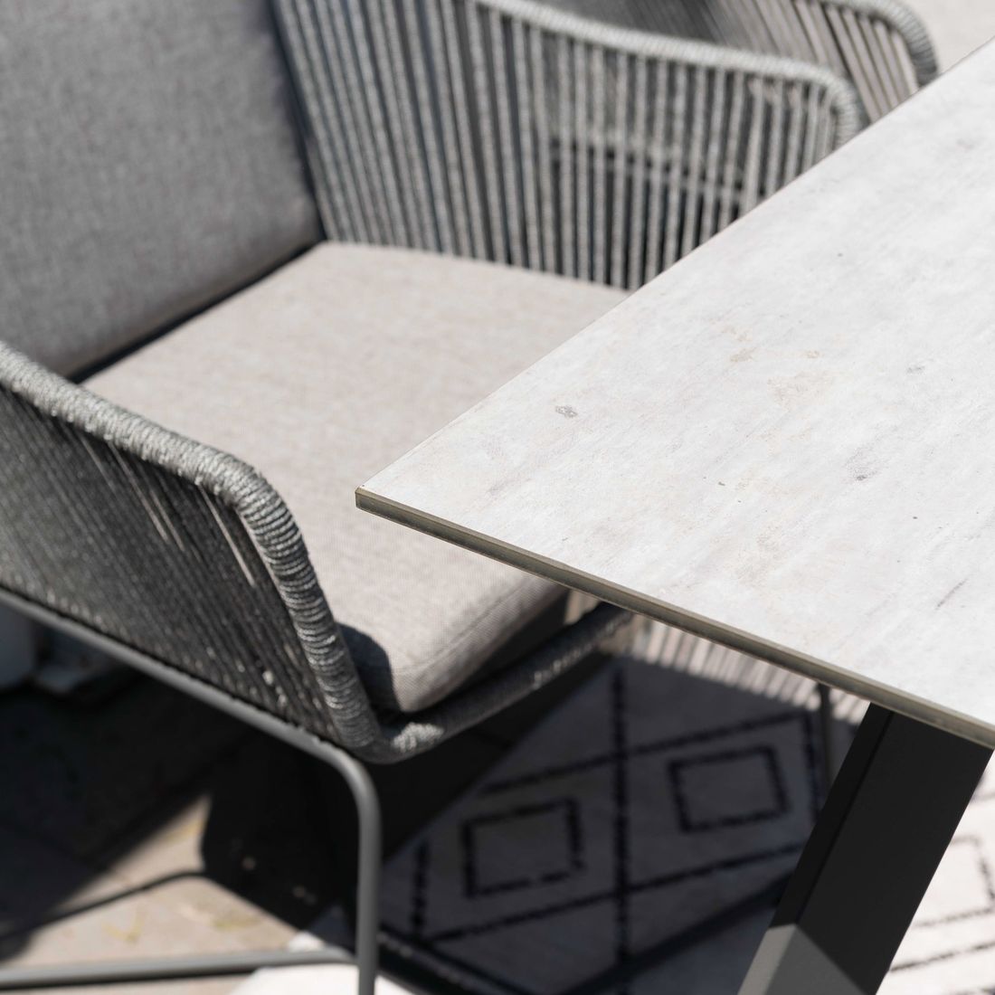 LifestyleGarden Opal Gartenmöbel-Set L (6 Plätze) Tisch 220x90cm