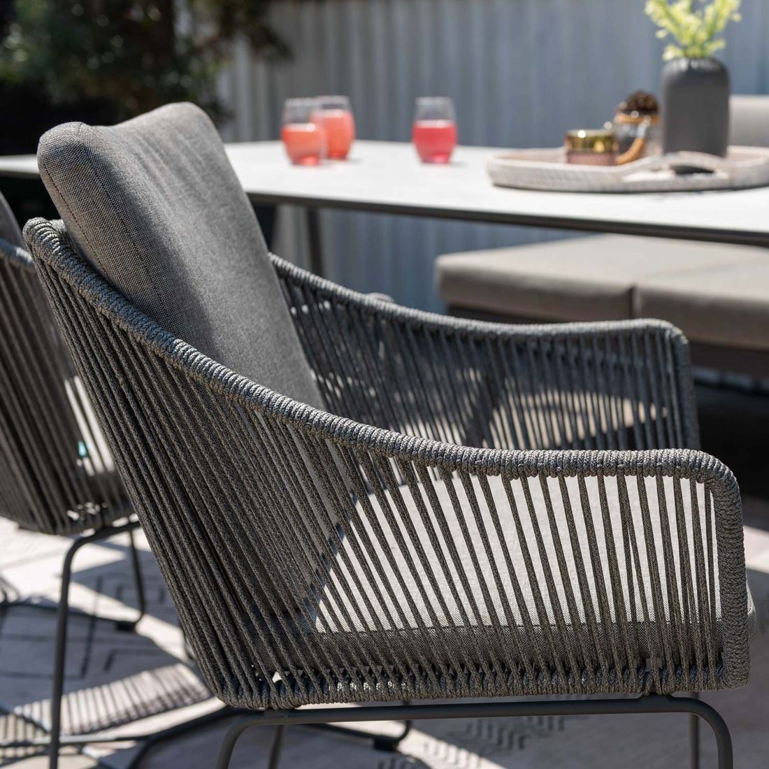 LifestyleGarden Opal Gartenmöbel-Set L (6 Plätze) Tisch 220x90cm