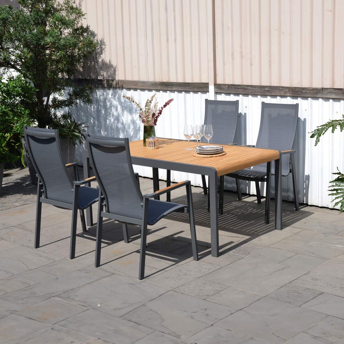 LifestyleGarden Palau Gartenmöbel-Set M (4 Plätze) Tisch 221x95cm
