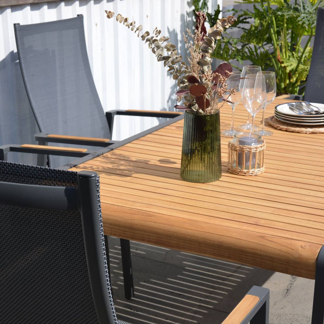 LifestyleGarden Palau Gartenmöbel-Set M (4 Plätze) Tisch 221x95cm