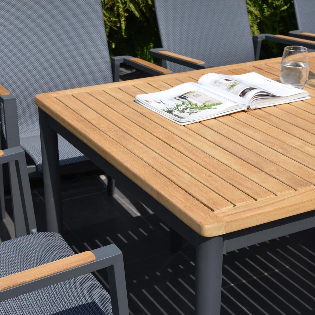 LifestyleGarden Palau Gartenmöbel-Set XL (8 Plätze) Tisch 201x90cm