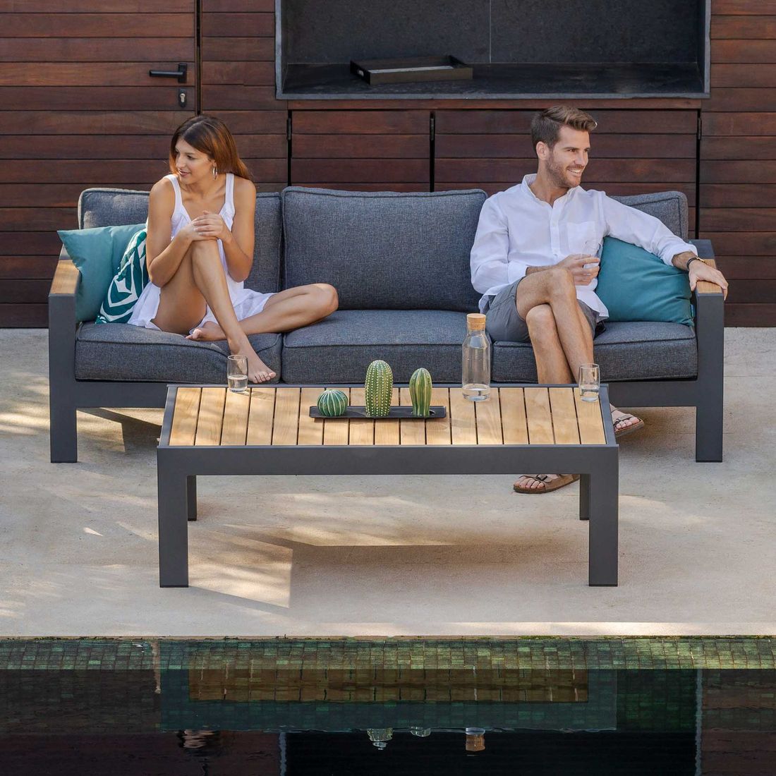 LifestyleGarden Palau Loungeset 2-tlg Tisch 143x80cm Aluminium/Olefin/Teak