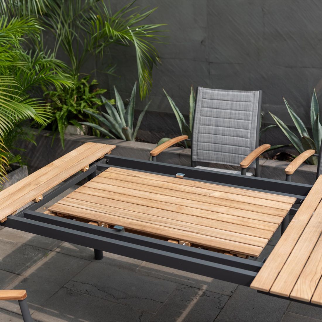 LifestyleGarden Topaz Gartenmöbel-Set XL (8 Plätze) Tisch 227/279/331x90cm
