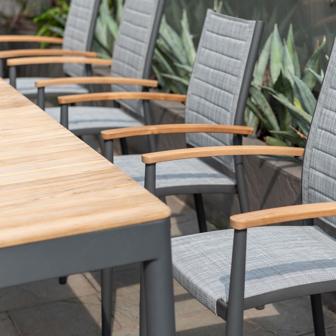 LifestyleGarden Topaz Gartenmöbel-Set XL (8 Plätze) Tisch 227/279/331x90cm