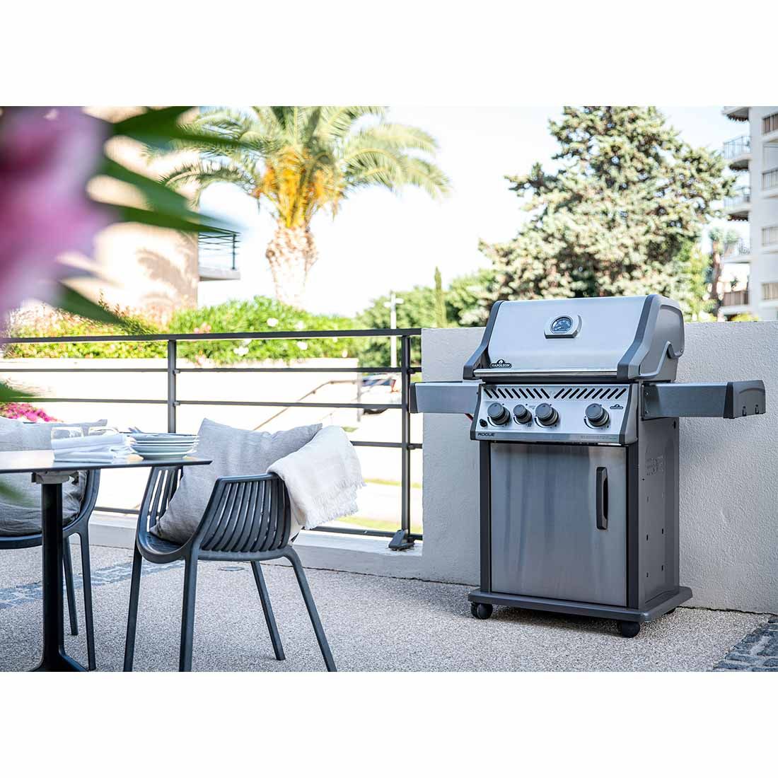 Napoleon Gasgrill Rogue XT 425