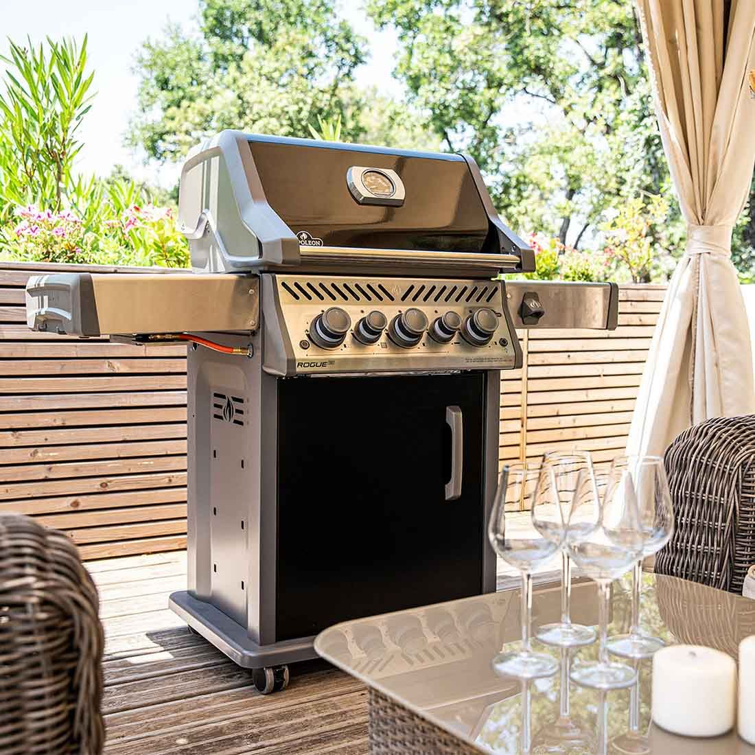 Napoleon Rogue® SE 425 Gasgrill