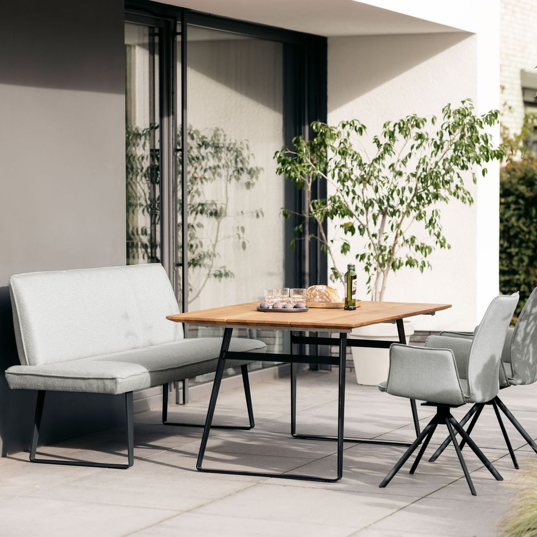 Niehoff Elba Diningsofa Stahl/Olefin