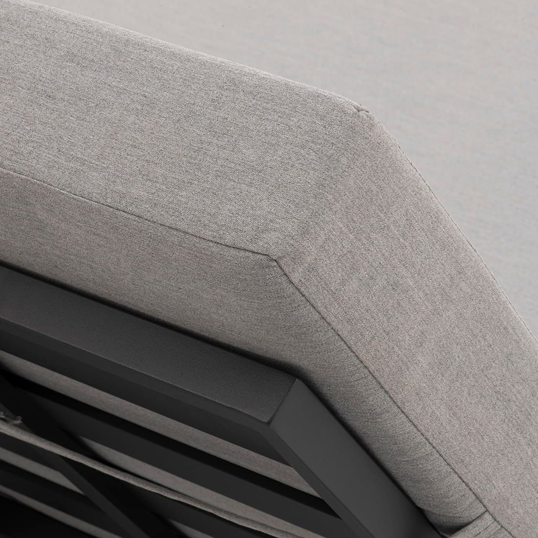 OUTLIV. Anzio Daybed Aluminium/Polyester