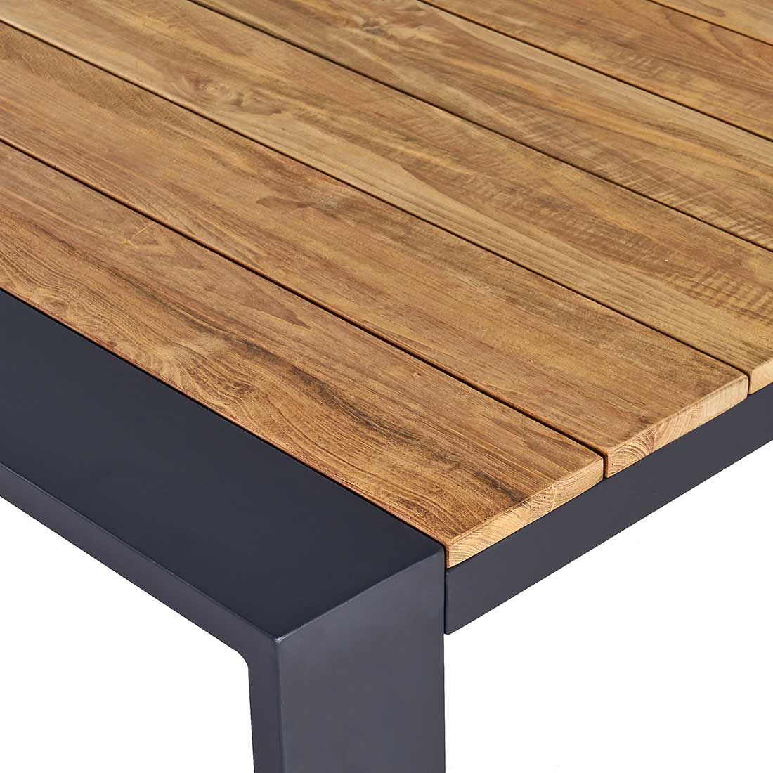 OUTLIV. Konis Gartentisch Aluminium/Teak