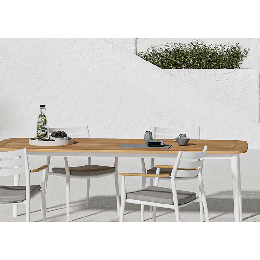 Solpuri Charlie Gartentisch 170x100 cm Aluminium/Teak