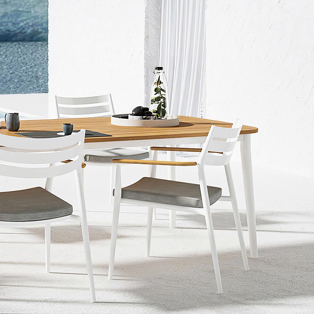Solpuri Charlie Gartentisch 170x100 cm Aluminium/Teak