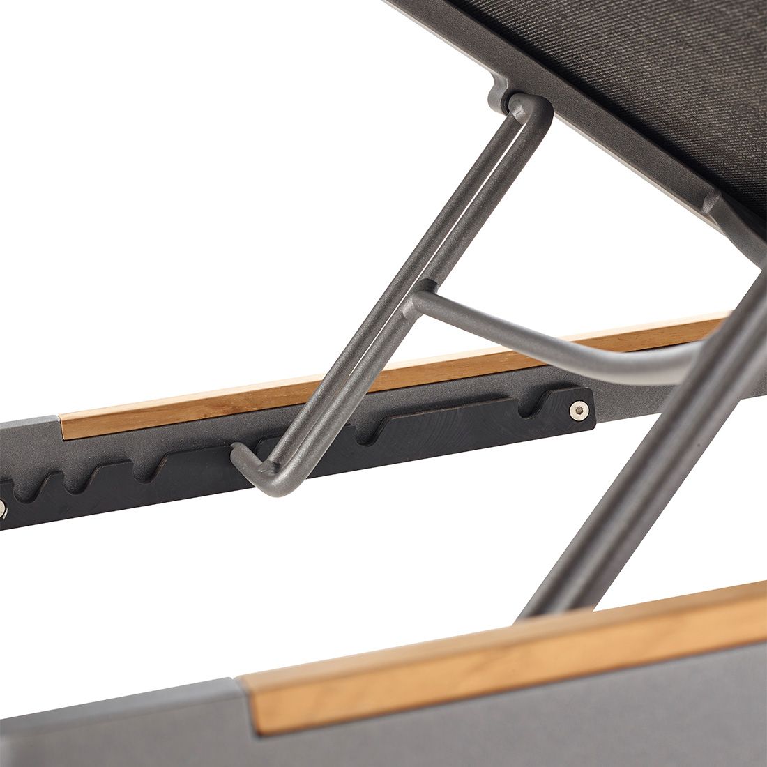 Solpuri Foxx Gartenliege Aluminium/Textilene/Teak