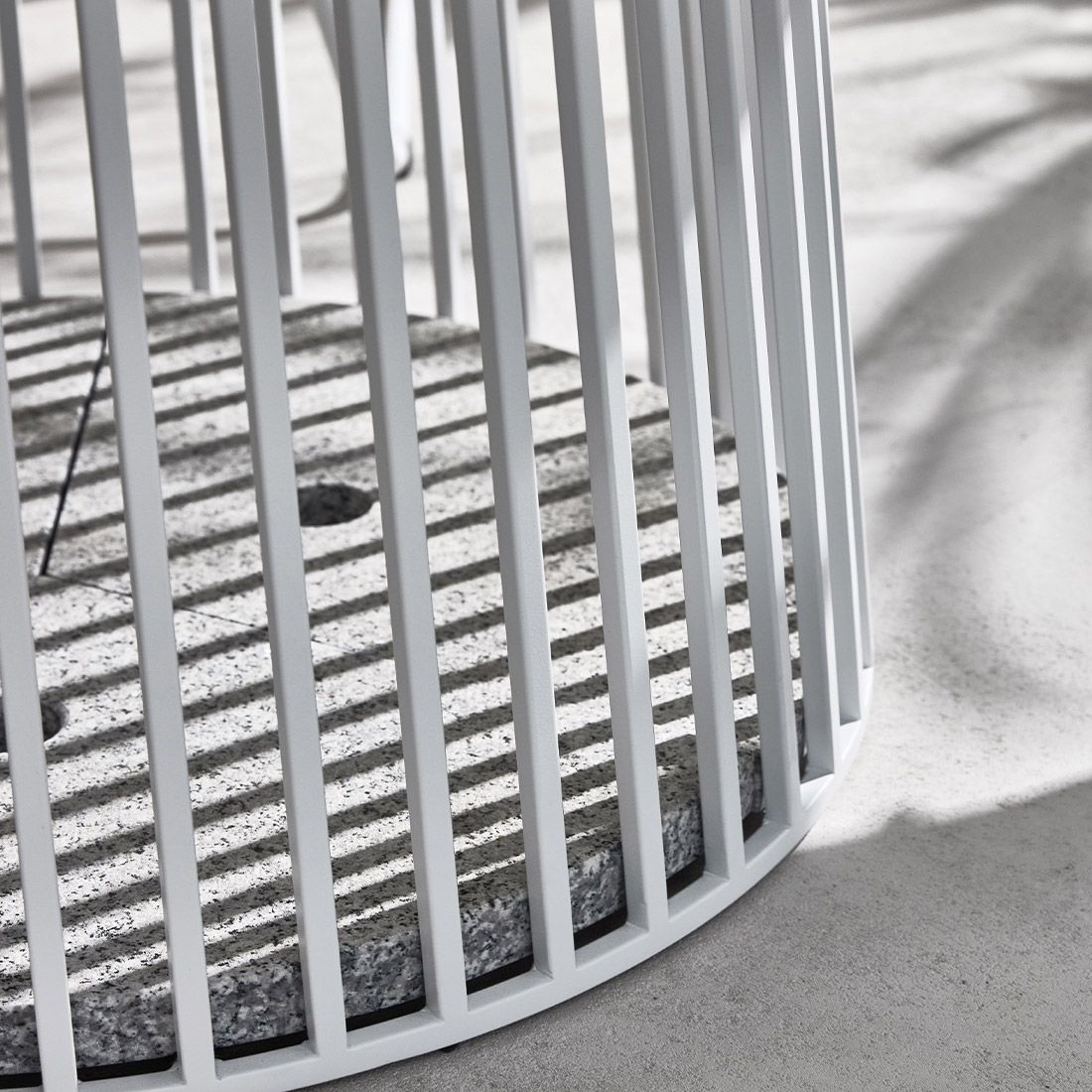 Solpuri Grid Gartentisch Ø150x75cm Aluminium/Dekton
