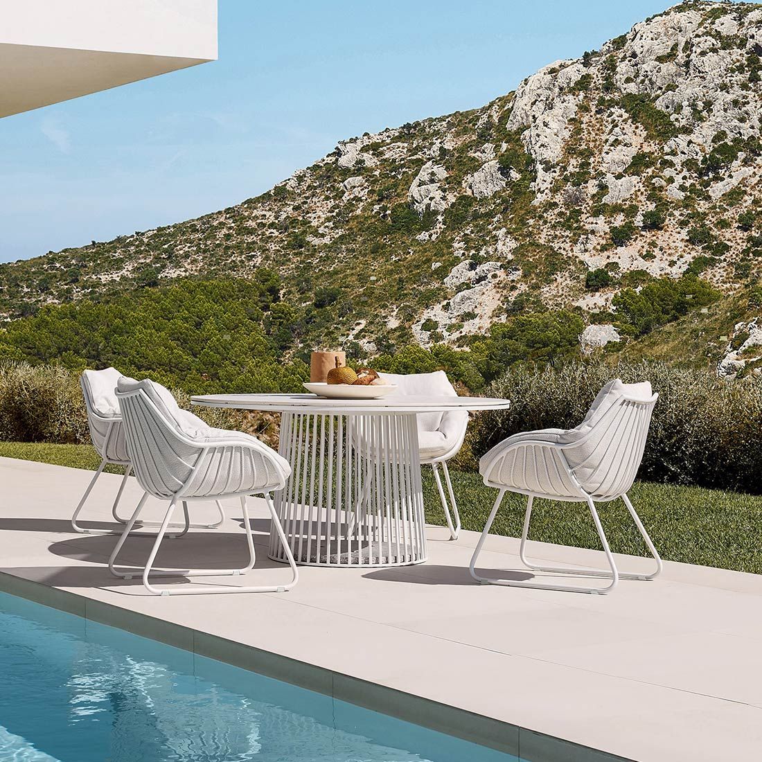 Solpuri Grid Gartentisch Ø150x75cm Aluminium/Dekton