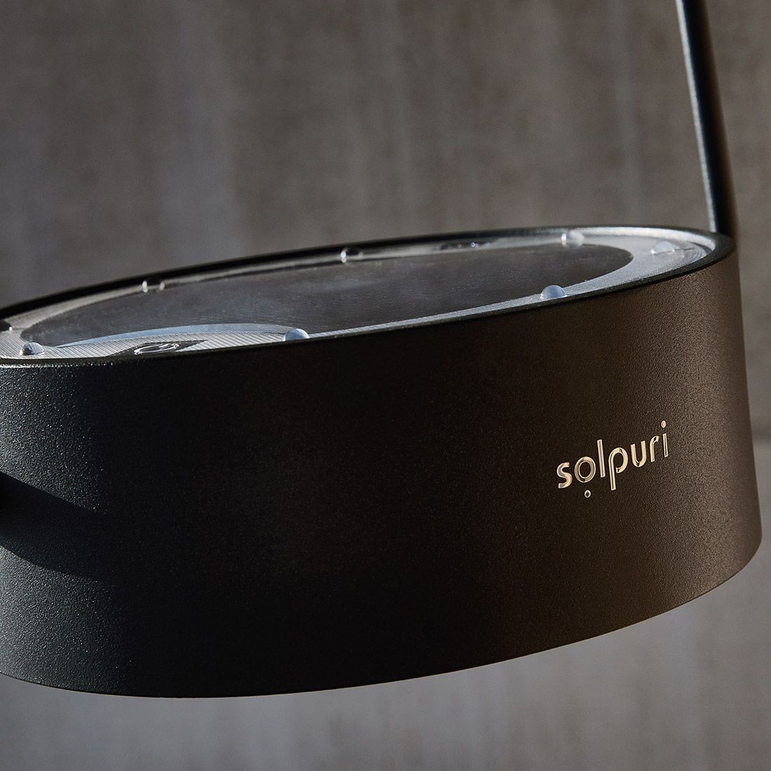 Solpuri Moon Solar-Pendelleuchte Aluminium schwenkbar