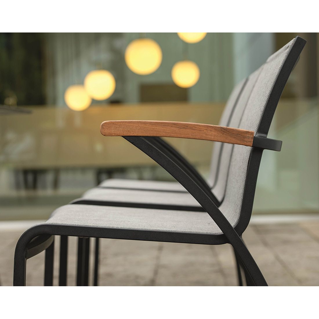 Stern Laris Dining Stapelsessel Aluminium/Textilene