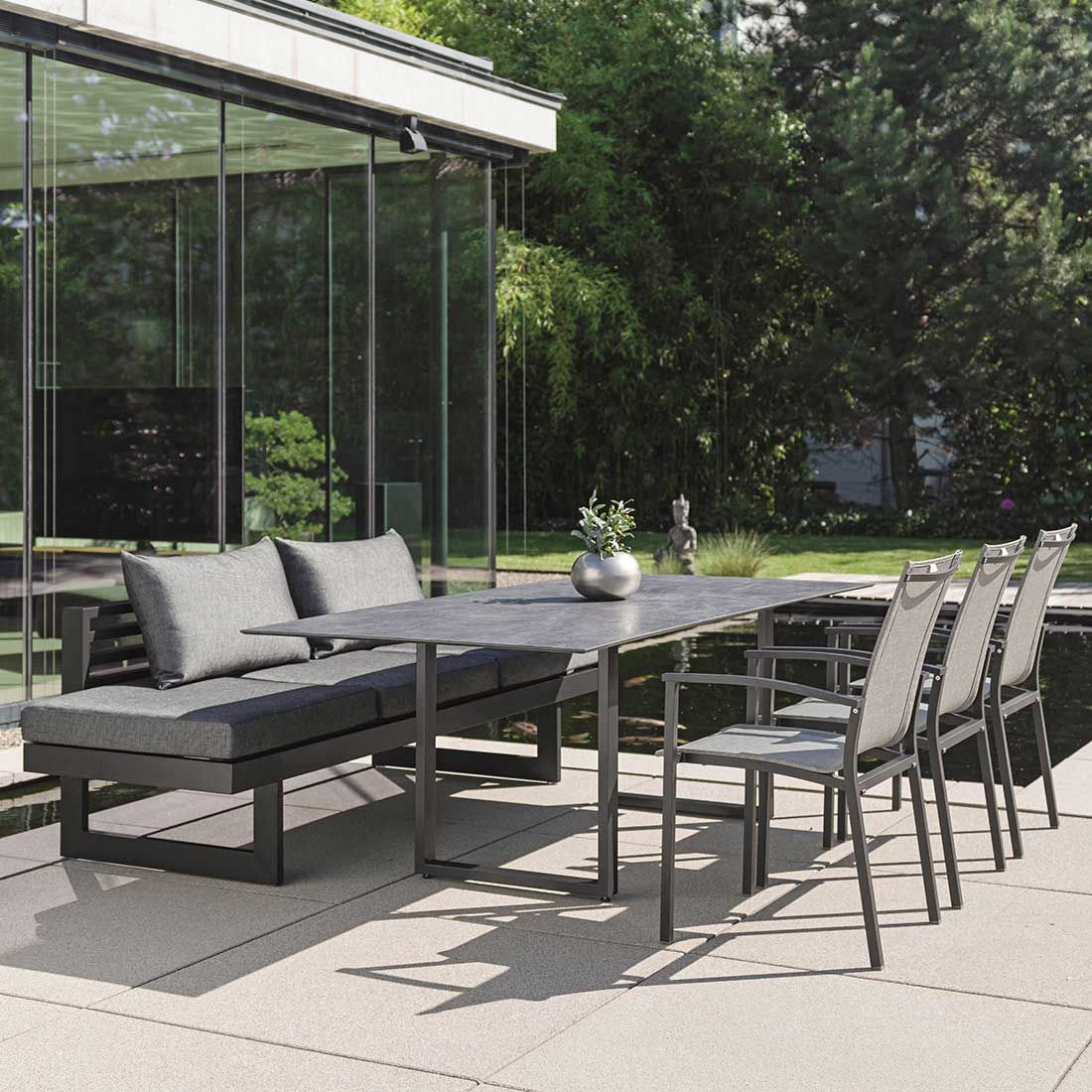 Stern New Holly Diningsofa Aluminium/Outdoorstoff