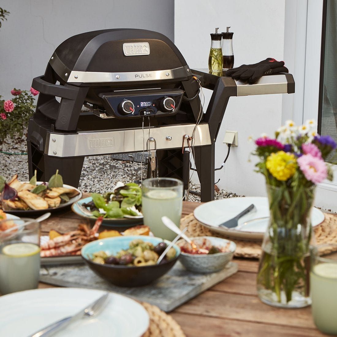Weber Elektrogrill Pulse 2000 mit Rollwagen Garten und Freizeit