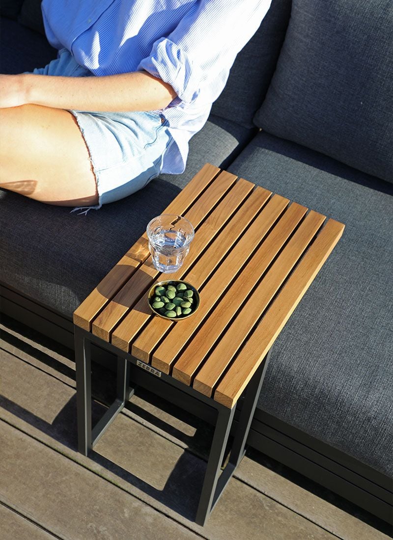 Zebra Cubo Ecklounge inkl. Loungetische Aluminium/Olefin