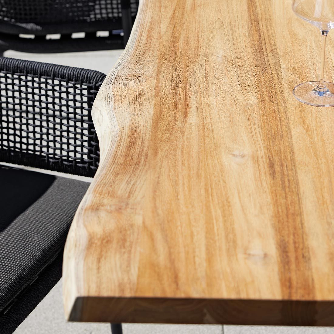 Interliving 7002 Gartentisch 220x95 cm Aluminium/Teak