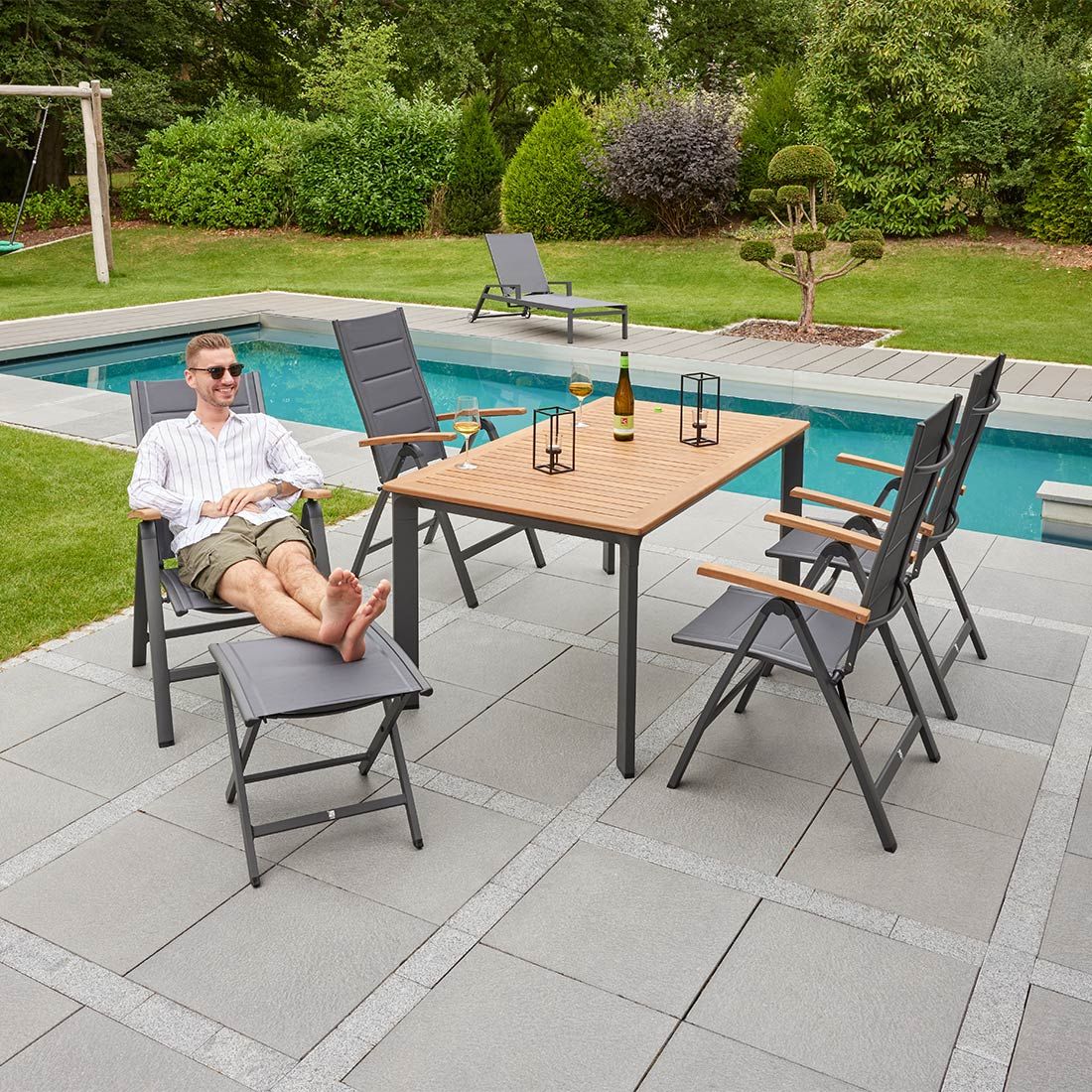 LC Garden Unicamo Gartentisch 160x90cm Aluminium/Teak