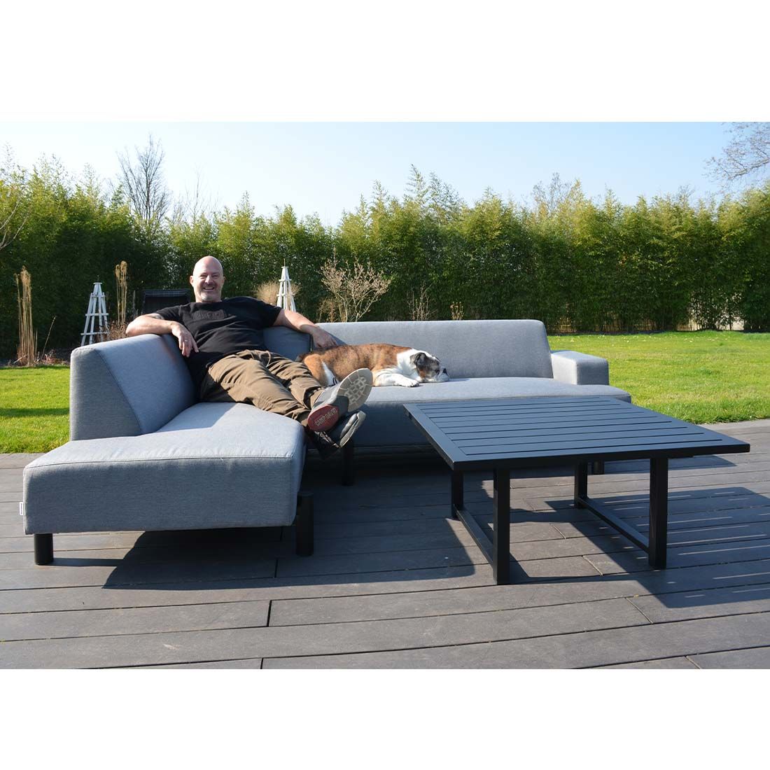 OUTLIV. by Detlef Steves Eco Ecklounge Aluminium/Sunbrella