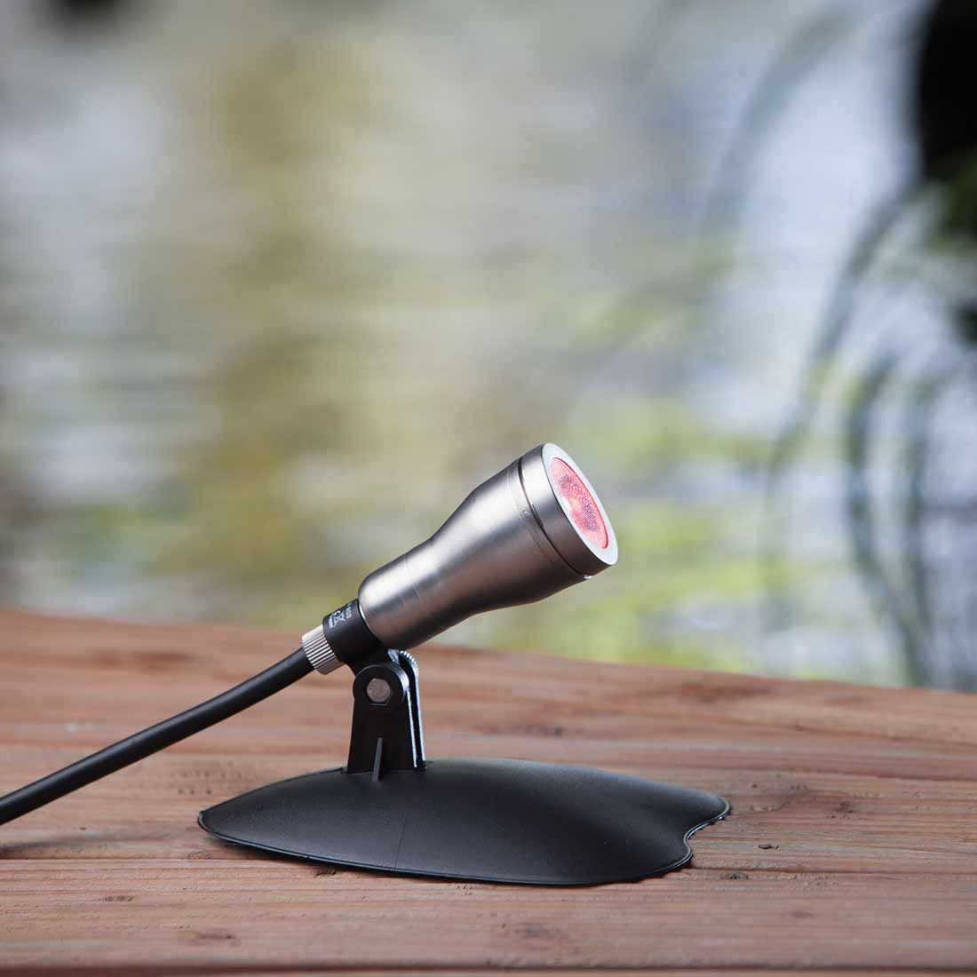 OUTLIV. Smart Light Spot Metall