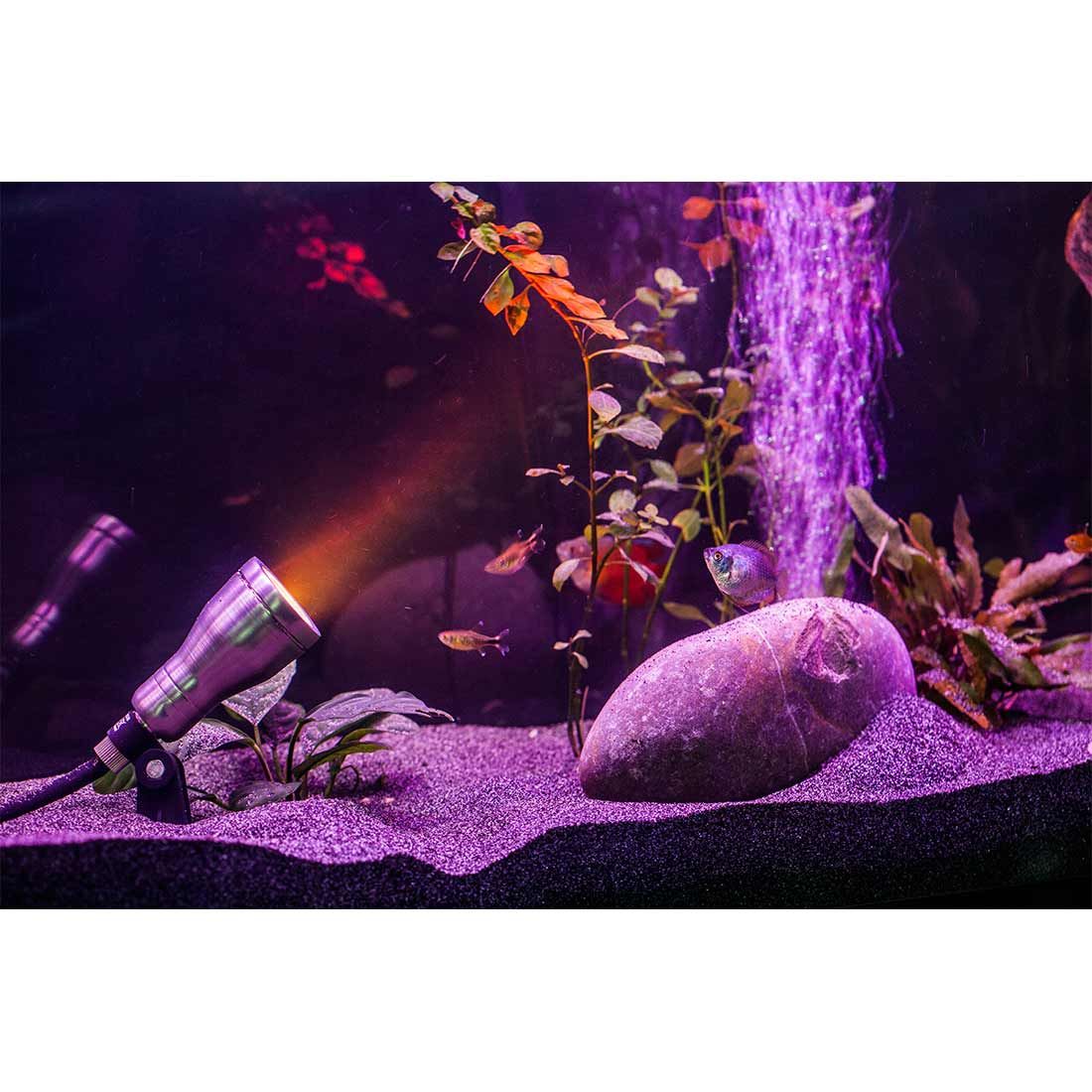 OUTLIV. Smart Light Spot Metall