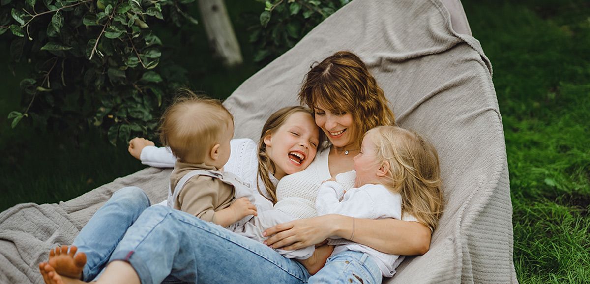 Mutter mit Töchter Mutter mit Töchter