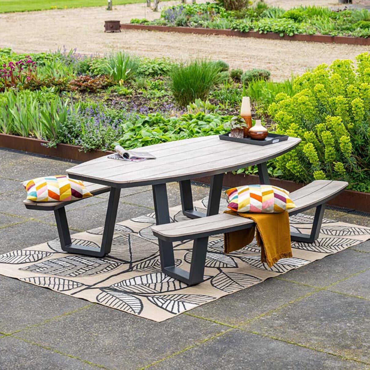 Garden Impressions Bell Gartenmöbel-Set XL (8 Plätze) Tisch 220x100cm Carbon Black/Light Teak