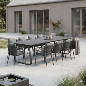 LC Garden Sunrepo Gartenmöbel-Set mit OUTLIV. Tisch