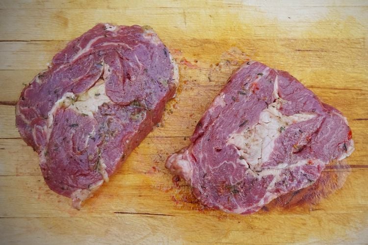 mamorierte Steaks