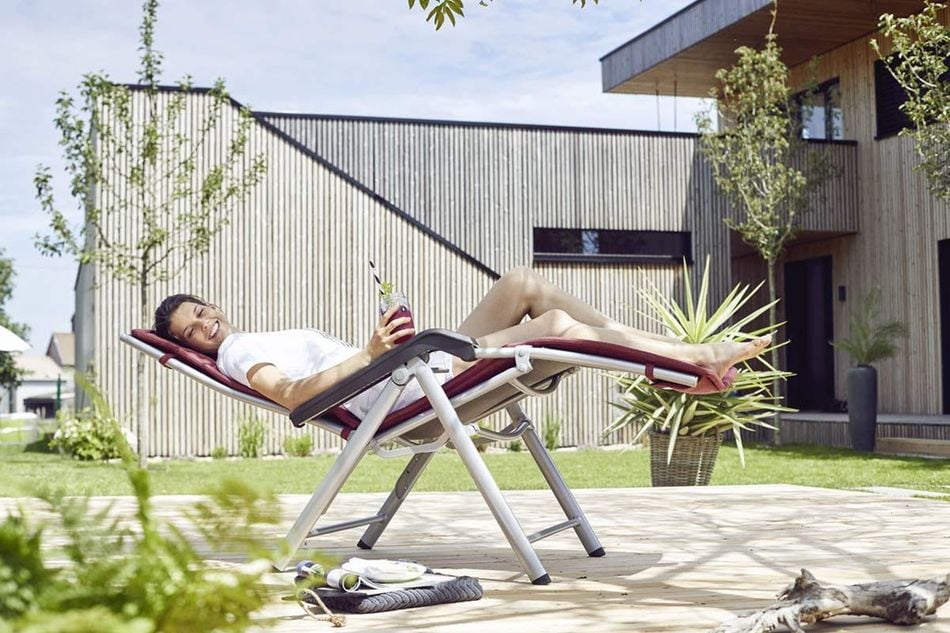 Gesund liegen im Garten