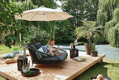 Daybed im Garten